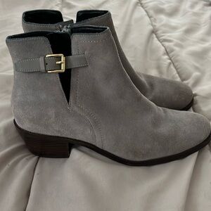 Women’s Cole haan booties in gray suede.
